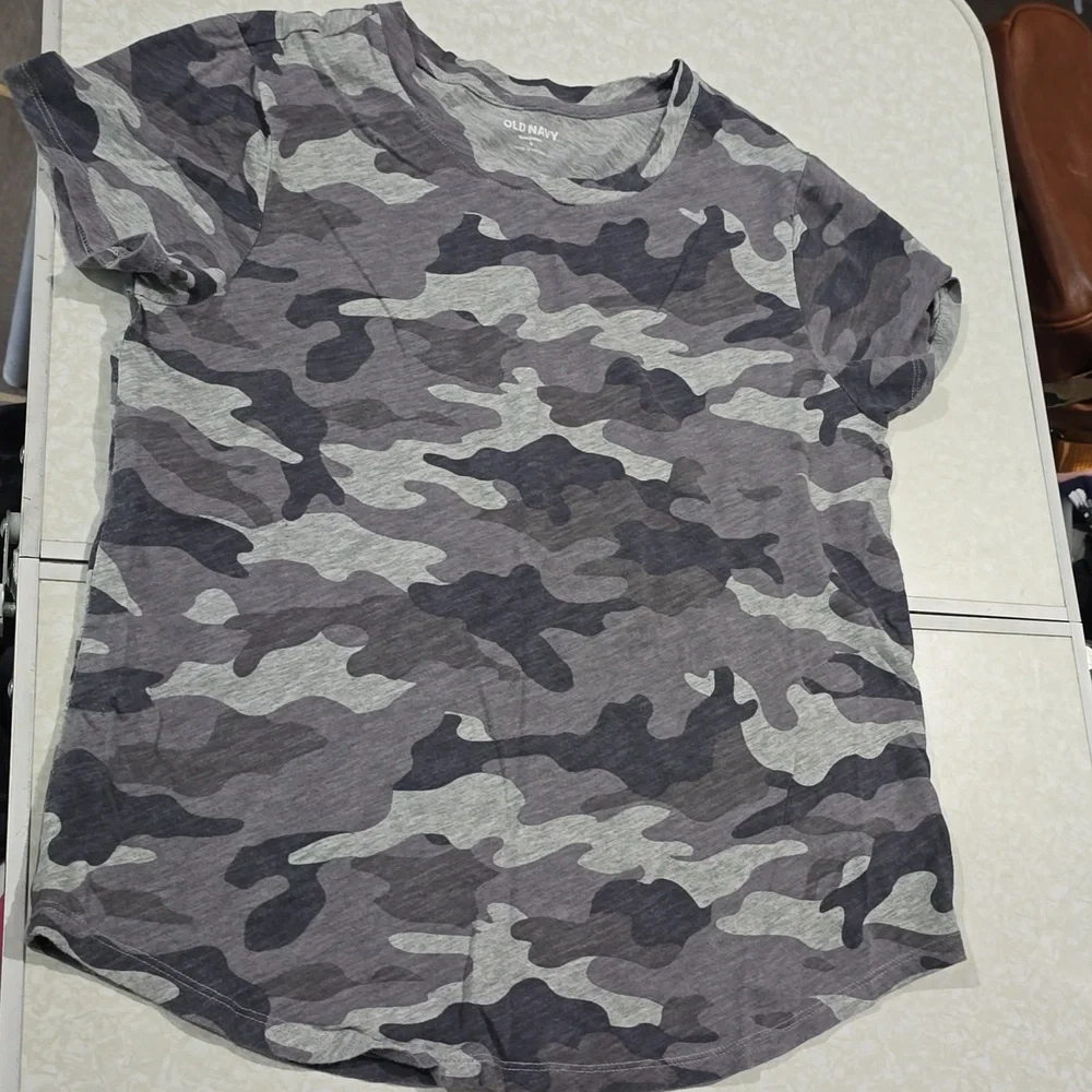 Old Navy Gray Crop Fitted Short Sleeve T-Shirt Size Small‎